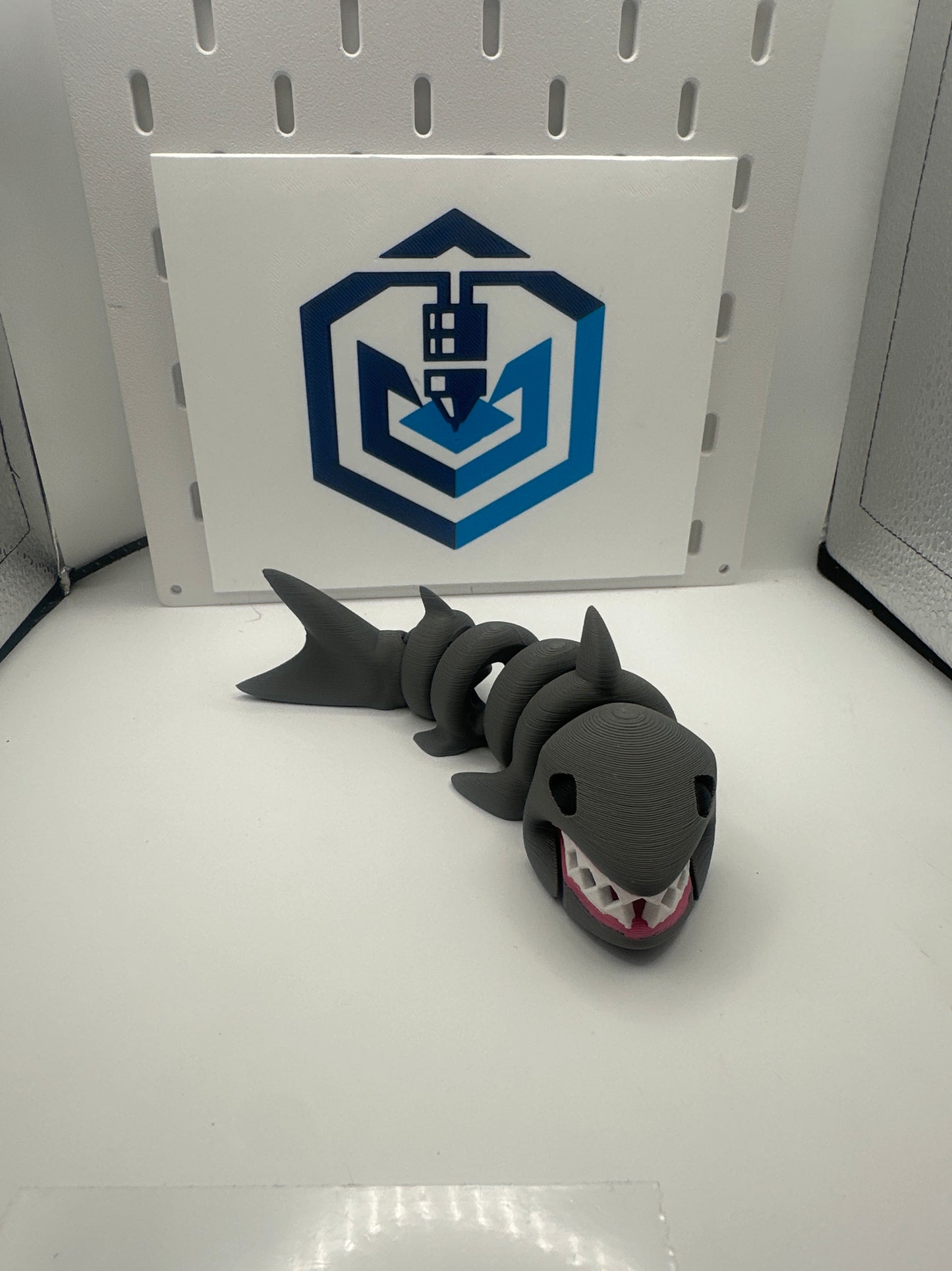 Flexi shark