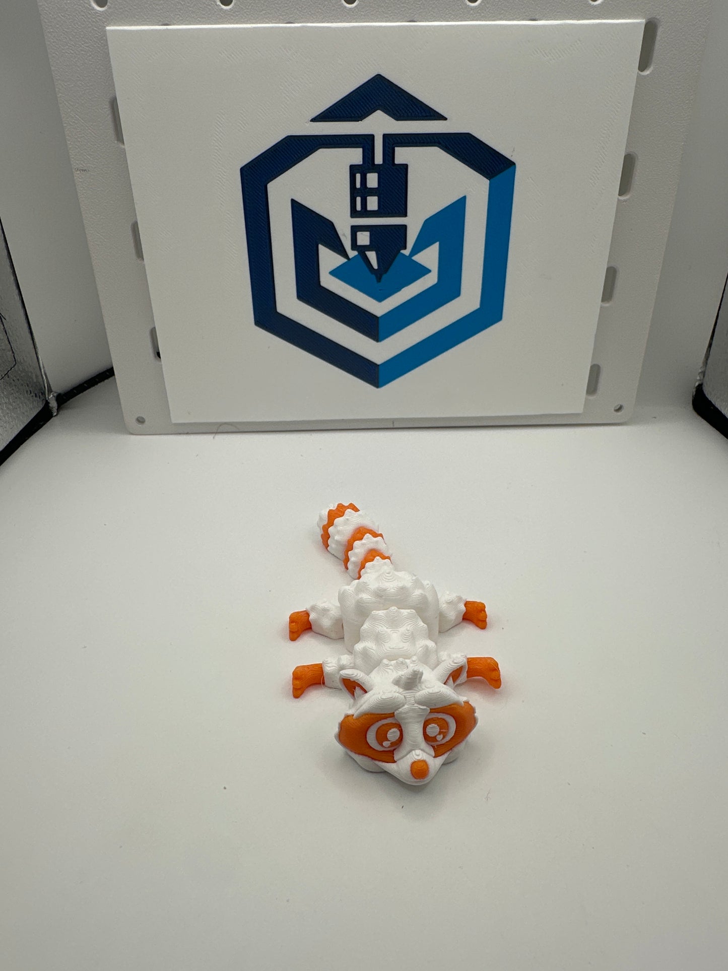 Raccoon mini white/orange